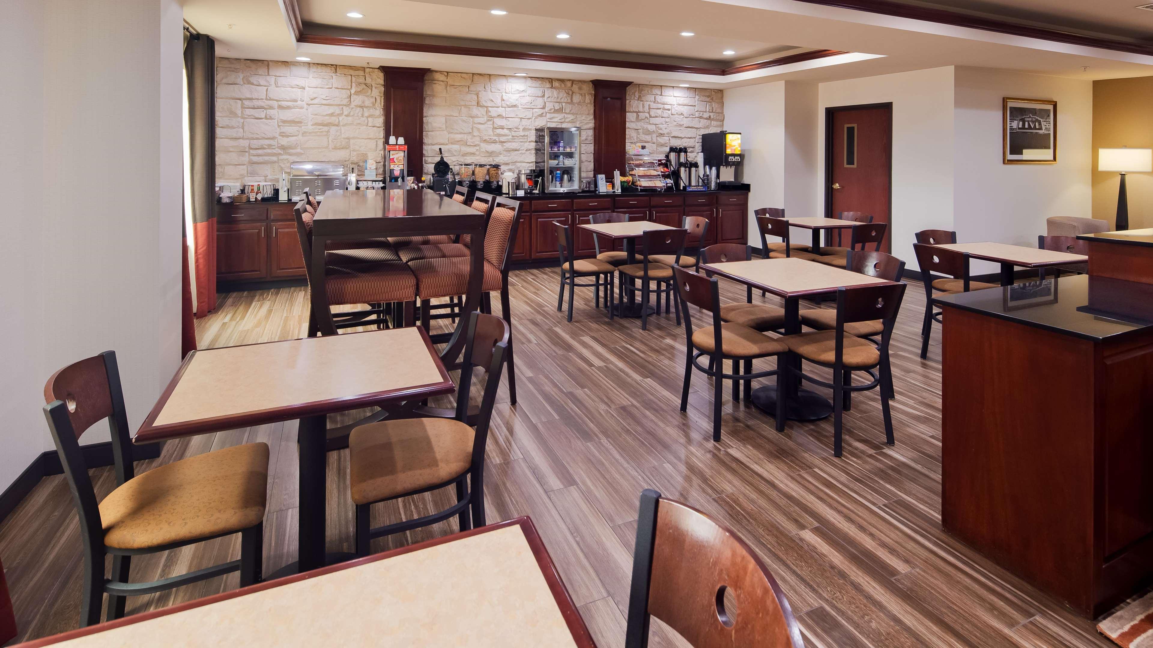 Best Western Granbury Inn And Suites Екстер'єр фото